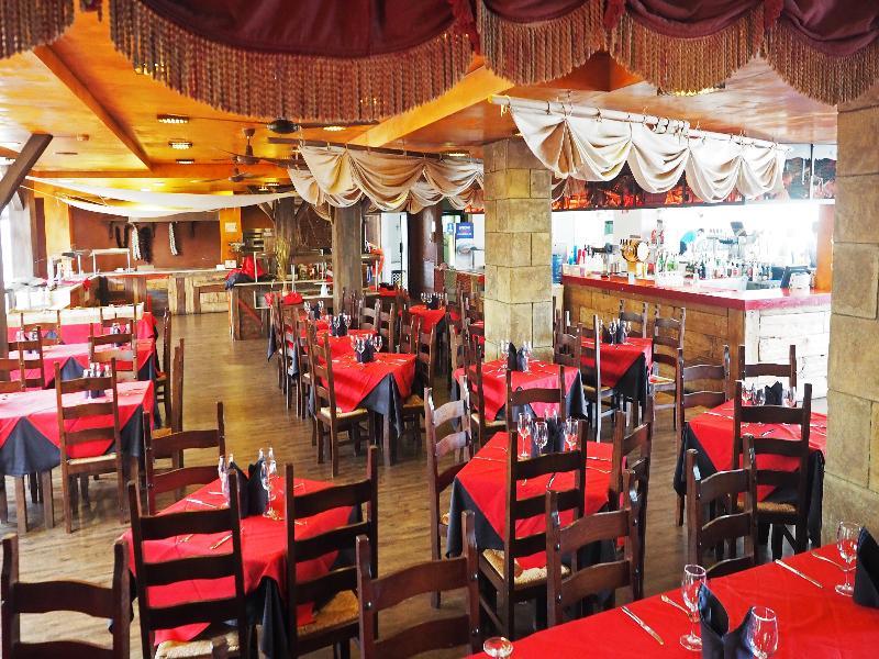Pirates Village Santa Ponsa Εξωτερικό φωτογραφία