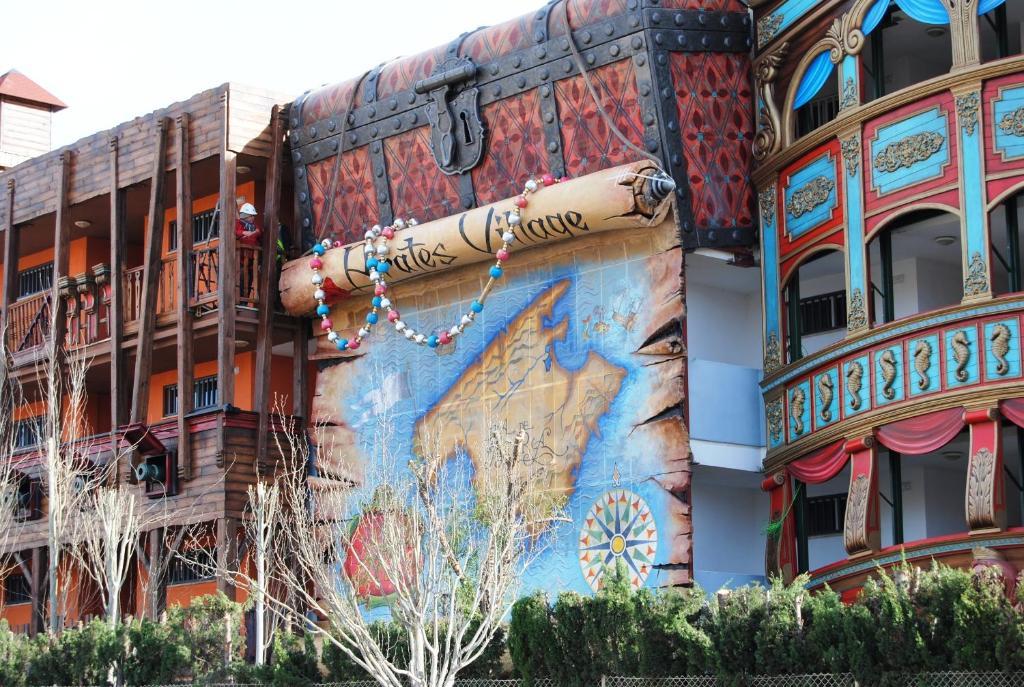 Pirates Village Santa Ponsa Εξωτερικό φωτογραφία