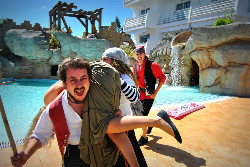 Pirates Village Santa Ponsa Εξωτερικό φωτογραφία